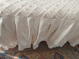 Colcha ganchillo beige cama 1,35