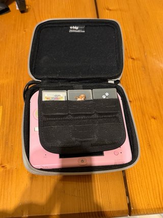 Nintendo 2DS Rosa e Bianco