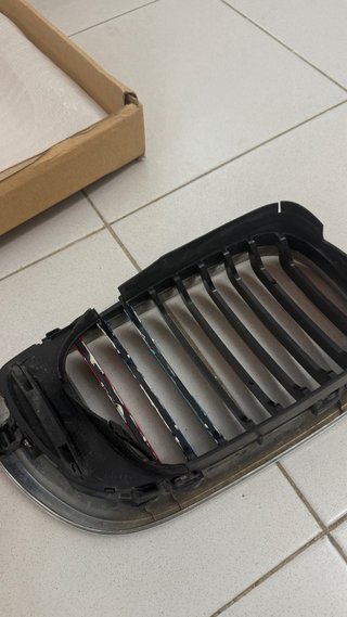Parrilla BMW E46 Delantera Cromada