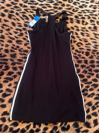 Vestido Adidas tenis con top sujetador