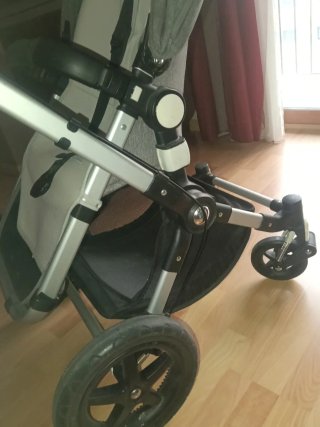 Bugaboo Cameleon 3 gris 2022 silla y cuco