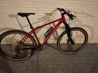 Bicicleta Canyon Roja