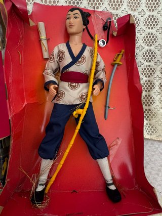 Muñeco Li Shang Disney Mulan Capitán