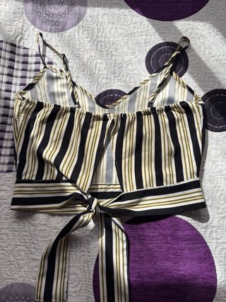 Blusa de tirantes con rayas