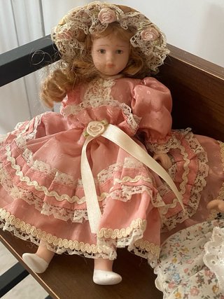 Tre bambole in porcellana vintage snodabili