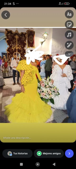 Traje de flamenca amarillo