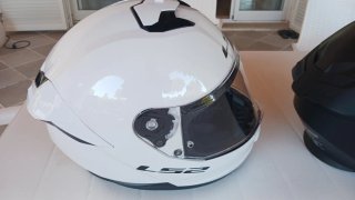 Casco Moto LS2 Negro y Blanco