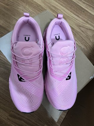 Zapatillas ON Mujer Rosas