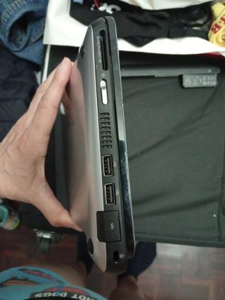 HP Mini 210-1041es Portátil Plata