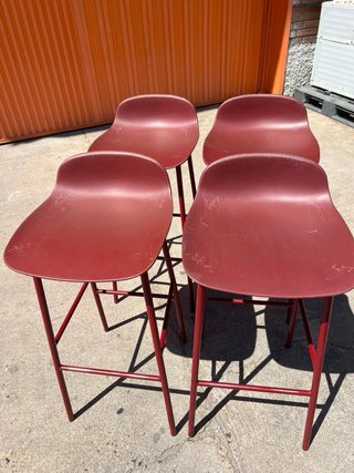 5 Sillas Altas Rojas