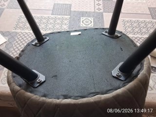 Juego de 6 sillas de terciopelo gris.