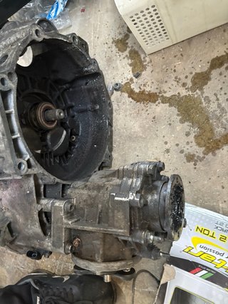 Caja de cambios FHB 1.8T