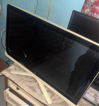 Monitor Táctil HP Blanco y Negro