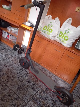 VENDO CAMBIO Patinete Eléctrico Xiaomi
