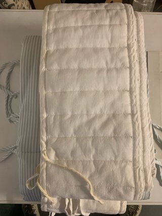 Cuna Stokke ovalada blanca