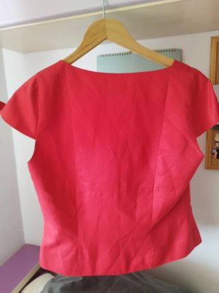 Top Caramelo Rojo Talla M