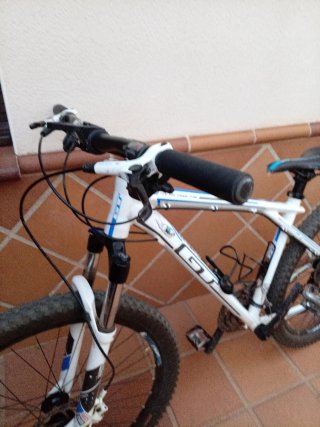 Bicicleta GT Avalanche