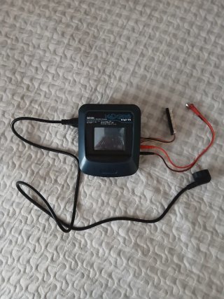 Cargador MAXPRO Digit 90
