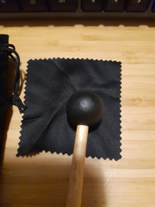 Diapasón 528Hz con mazo y funda