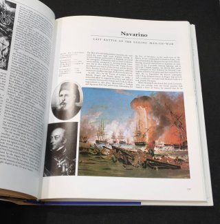 Libro Naval Warfare Richard Humble