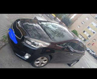 KIA Carens 2013