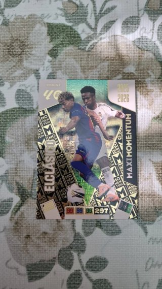 Cromo Panini Maxi Momentum El Clásico 2025-2026