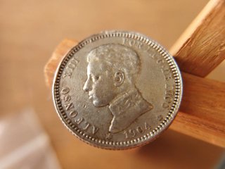 Moneda Plata 1 peseta 1904 variante Ø partido