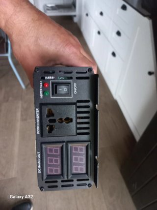 Inversor 4000W 24V DC a AC