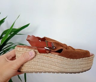 Sandalias Mousse&Cloud Plataforma Marrones