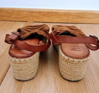 Sandalias Mousse&Cloud Plataforma Marrones