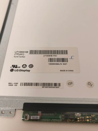 Pantalla Portátil LG 15.6 Slim HD