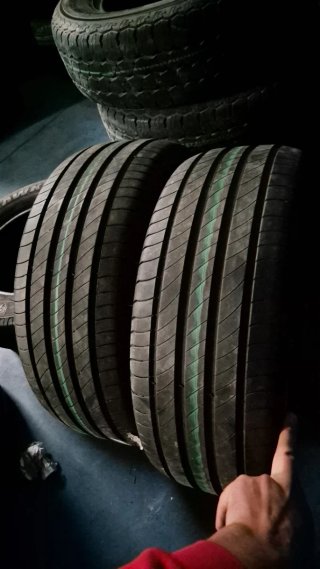 Michelin 215/55 R18