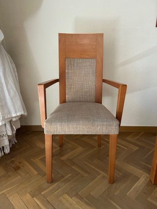 Mesa extensible y 6 sillas comedor de madera