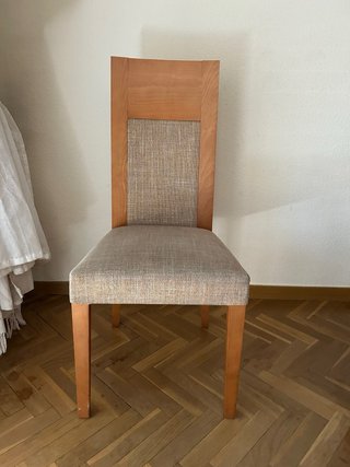Mesa extensible y 6 sillas comedor de madera