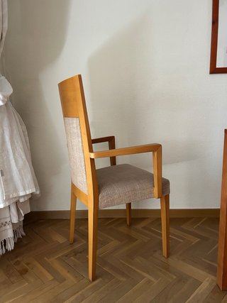Mesa extensible y 6 sillas comedor de madera