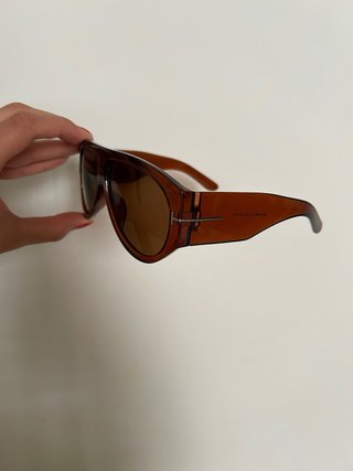 Occhiali da sole marroni