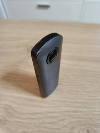 Ricoh Theta V
