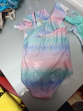 Bañador sirena volantes talla 6, 8