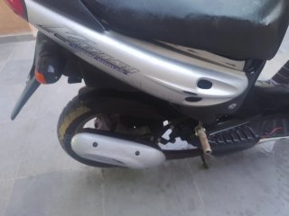 Suzuki Katana Plata Scooter GRIPADA