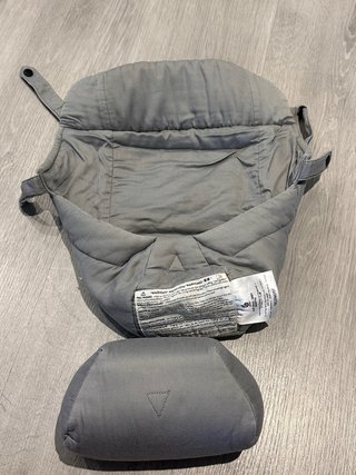 Cojín Ergobaby easy snug para porteo