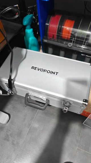 Escáner 3D Revopoint Metro X