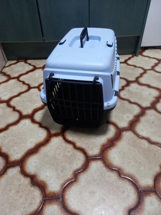 Transportín gato celeste y negro nuevo