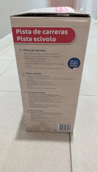 Pista de carreras infantil de madera
