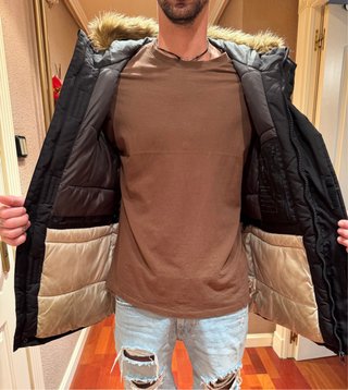 Parka Green Coast Negra con Capucha