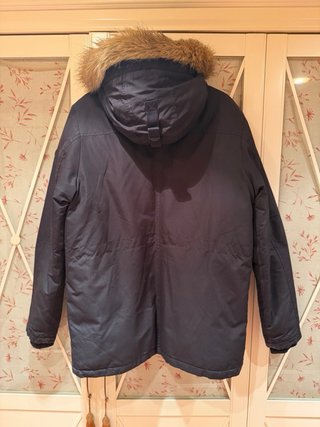 Parka Green Coast Negra con Capucha