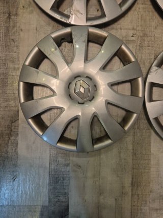 Tapacubos Renault Trafic 16 (4 unidades)