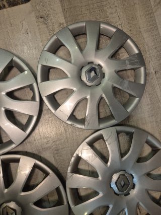 Tapacubos Renault Trafic 16 (4 unidades)