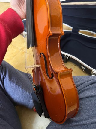 Violín Yamaha con funda y arco