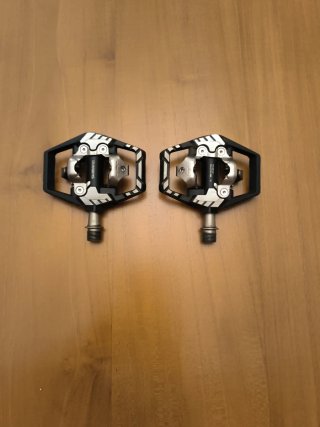 Pedales Shimano XT automáticos