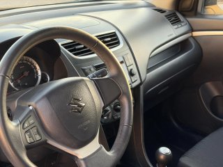 Suzuki Swift IMPECABLE